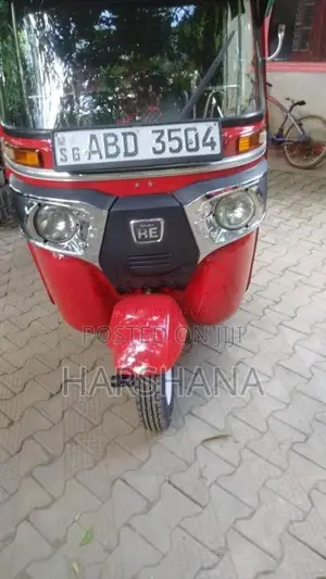 Bajaj RE 205 2015 Three Wheel (Used)