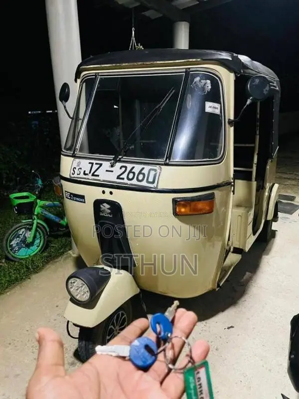 Bajaj 2 Stroke 2005 Three Wheel (Used)