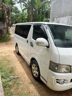 Toyota KDH 200 SUPER GL 2007 Van (Used)
