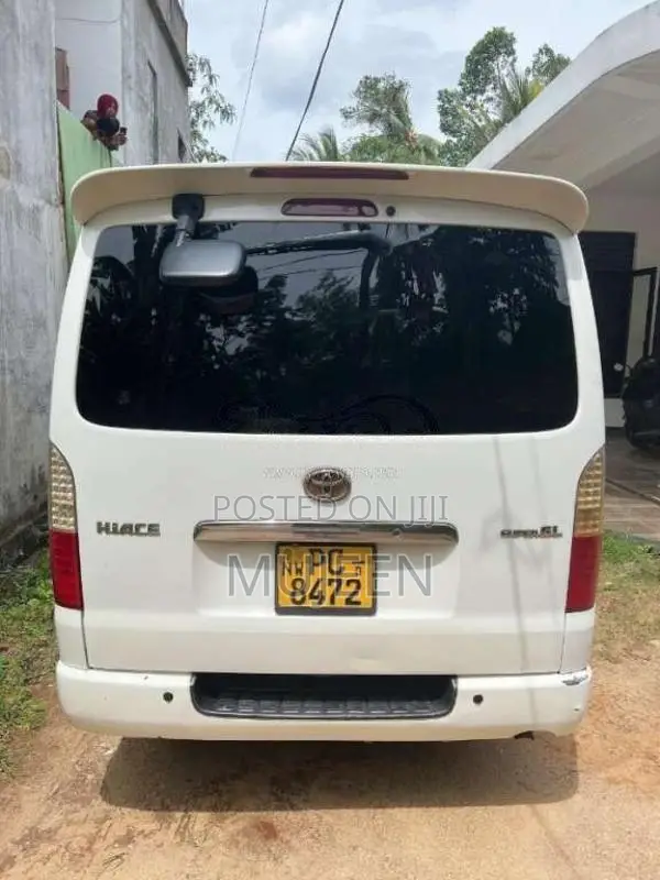 Toyota KDH 200 SUPER GL 2007 Van (Used)