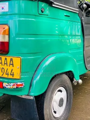 Bajaj 4 stroke 2012 Three Wheel (Used)
