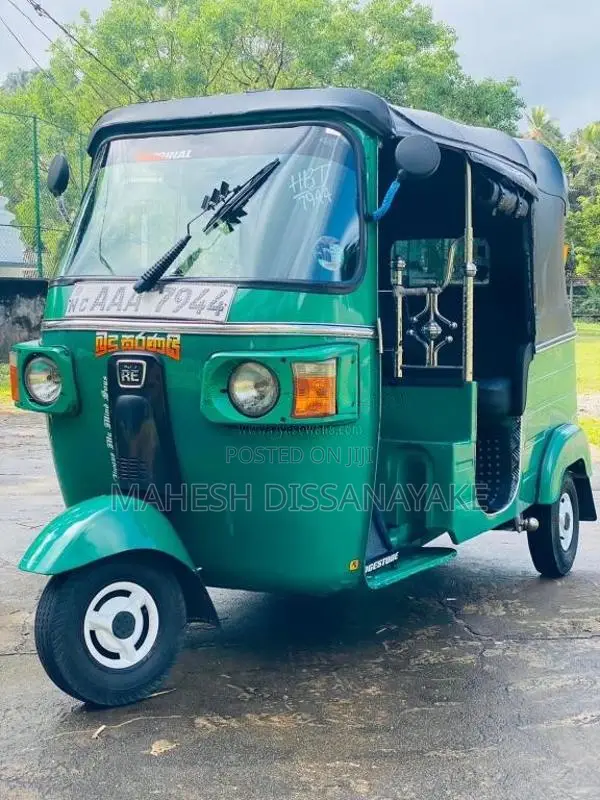 Bajaj 4 stroke 2012 Three Wheel (Used)