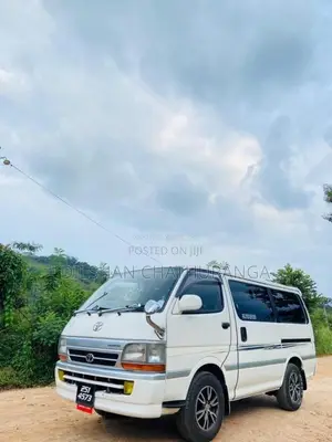 Toyota Super GL Dolphin 1994 Van (Used)