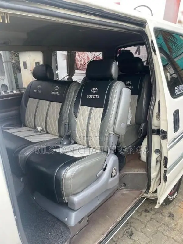 Toyota Super GL Dolphin 1994 Van (Used)