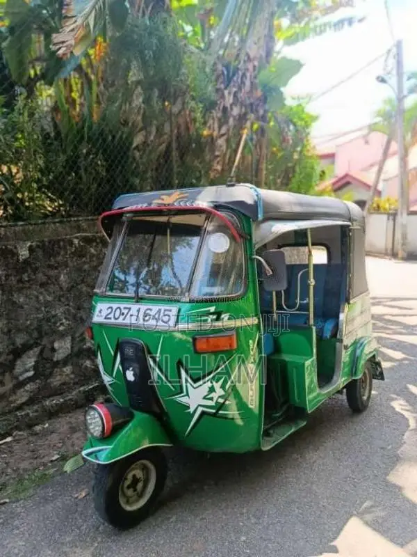 Bajaj 2 Stroke 2000 Three Wheel (Used)