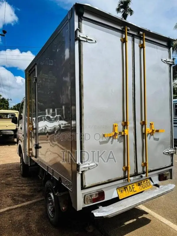 Tata Dimo Batta 2016 Lorry (Used)
