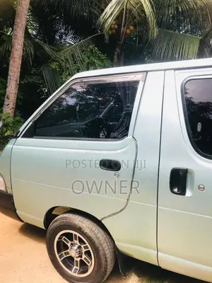 Toyota CR27 1994 Van (Used)