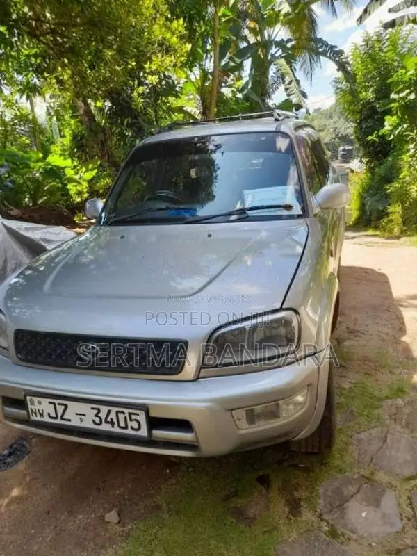 Toyota RAV4 1998 SUV (Used)