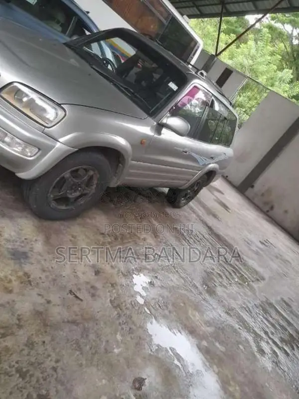 Toyota RAV4 1998 SUV (Used)