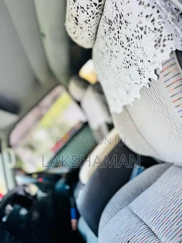 Nissan Caravan 1996 Van (Used)
