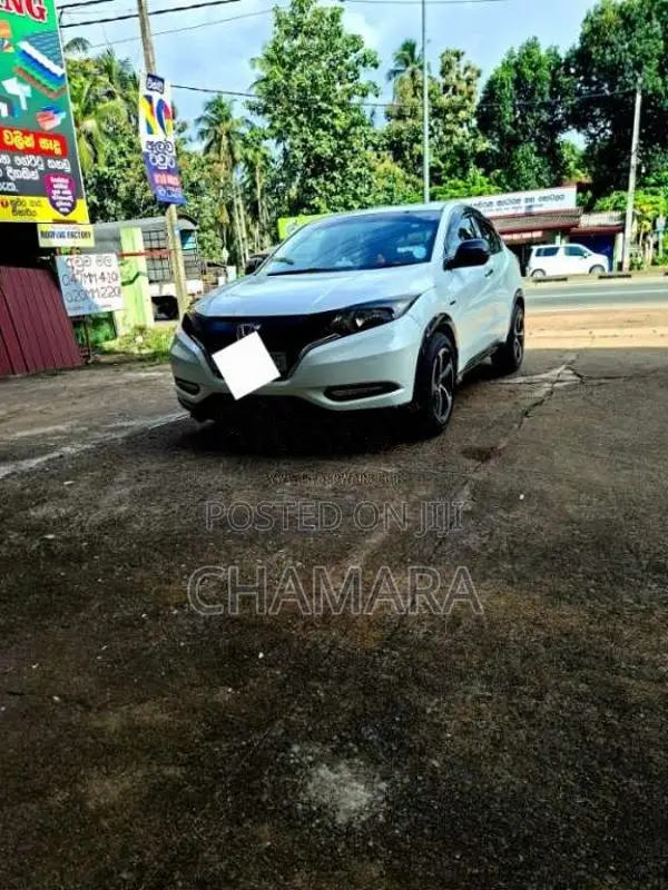 Honda Vezel 2014 SUV (Used)
