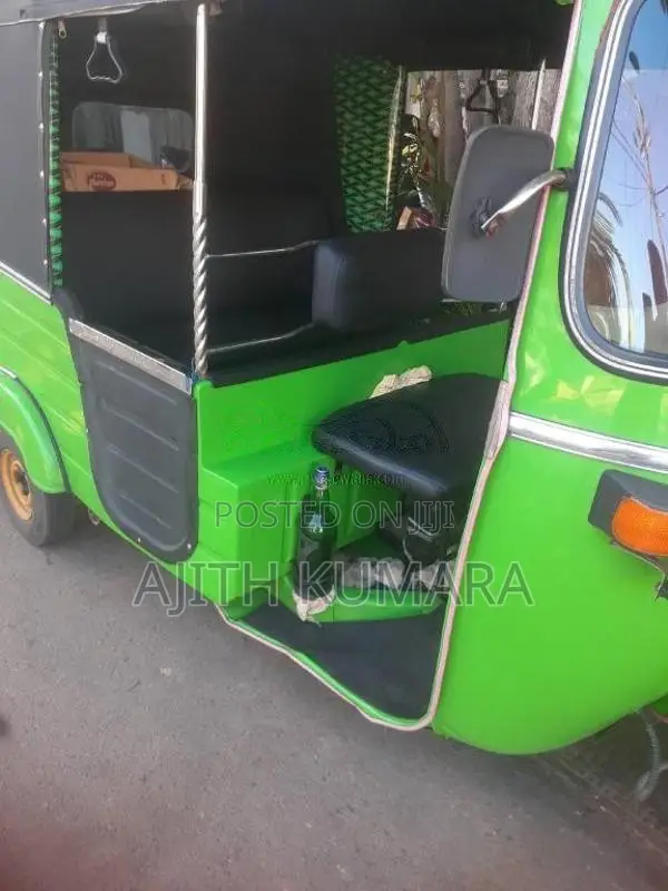 Bajaj RE 2002 Three Wheel (Used)