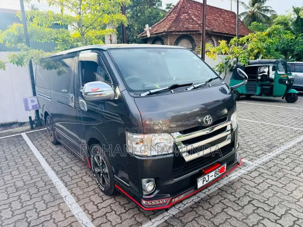 Toyota KDH 201 2014 Van (Used)