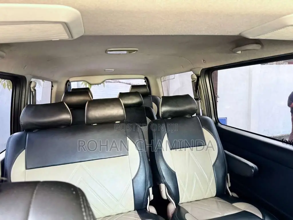 Toyota KDH 201 2014 Van (Used)