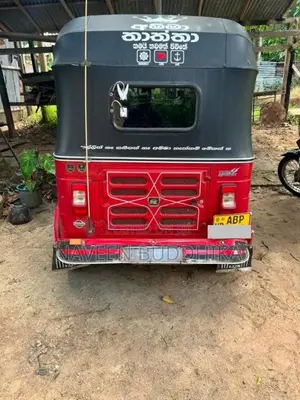 Bajaj 4 stroke 2017 Three Wheel (Used)