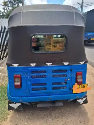 Bajaj 4 stroke 2015 Three Wheel (Used)