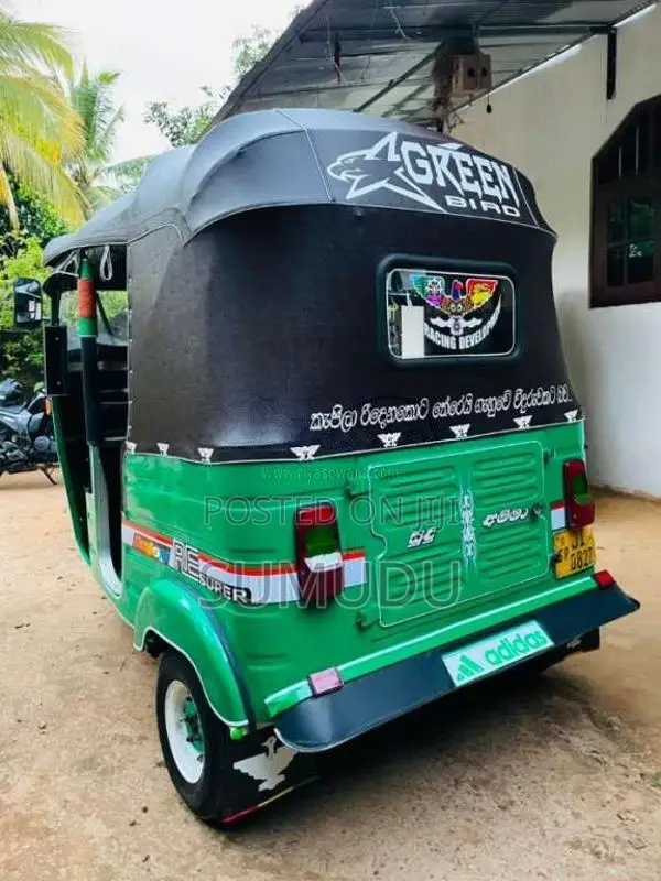 Bajaj 2 Stroke 2004 Three Wheel (Used)