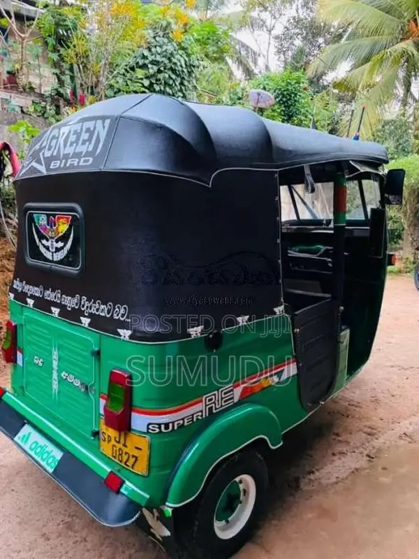 Bajaj 2 Stroke 2004 Three Wheel (Used)