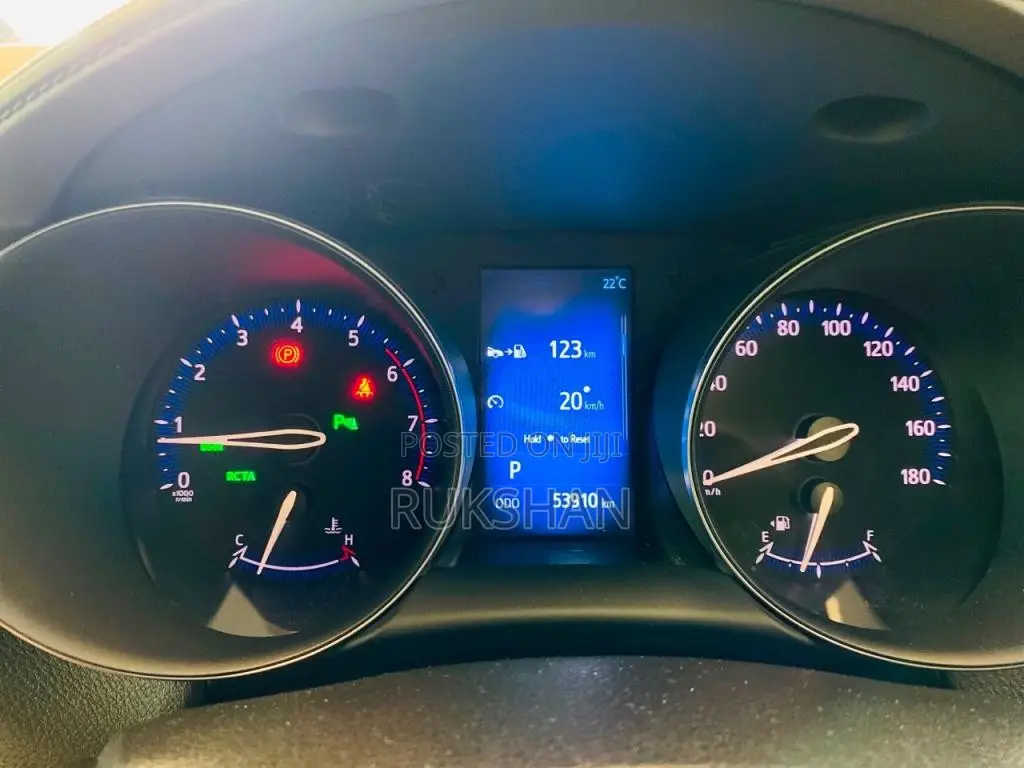 Toyota CHR NGX 10 2018 SUV (Used)