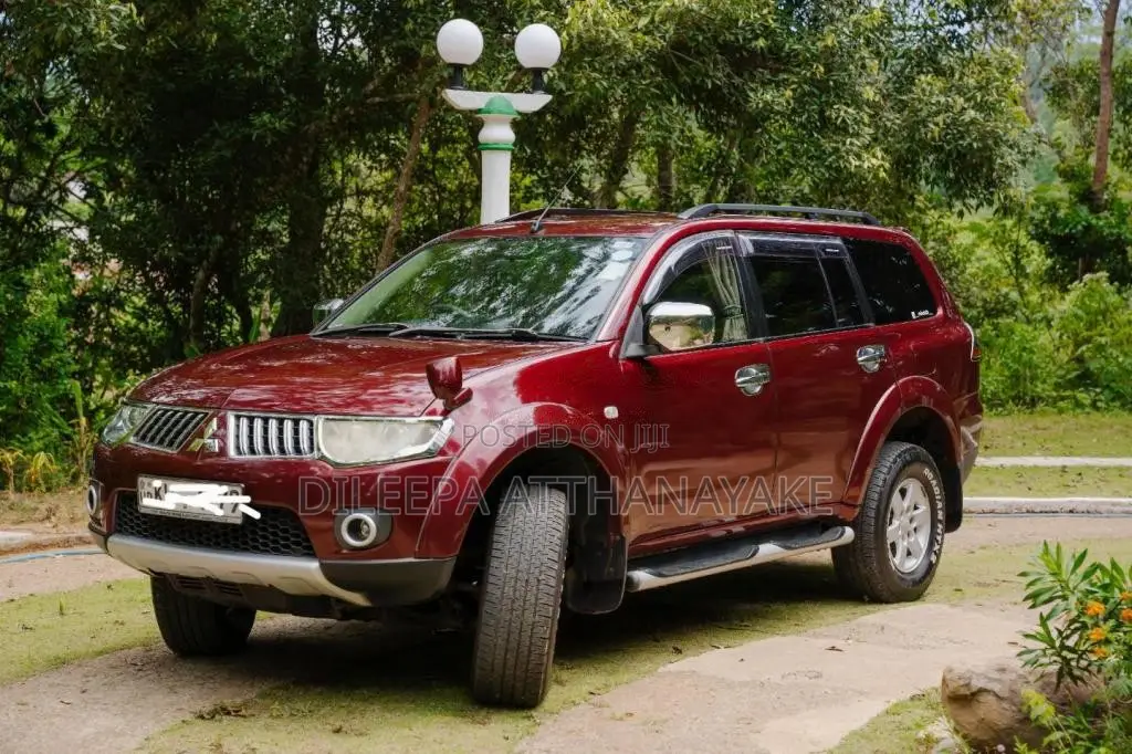 Mitsubishi Montero Sport 2012 SUV (Used)