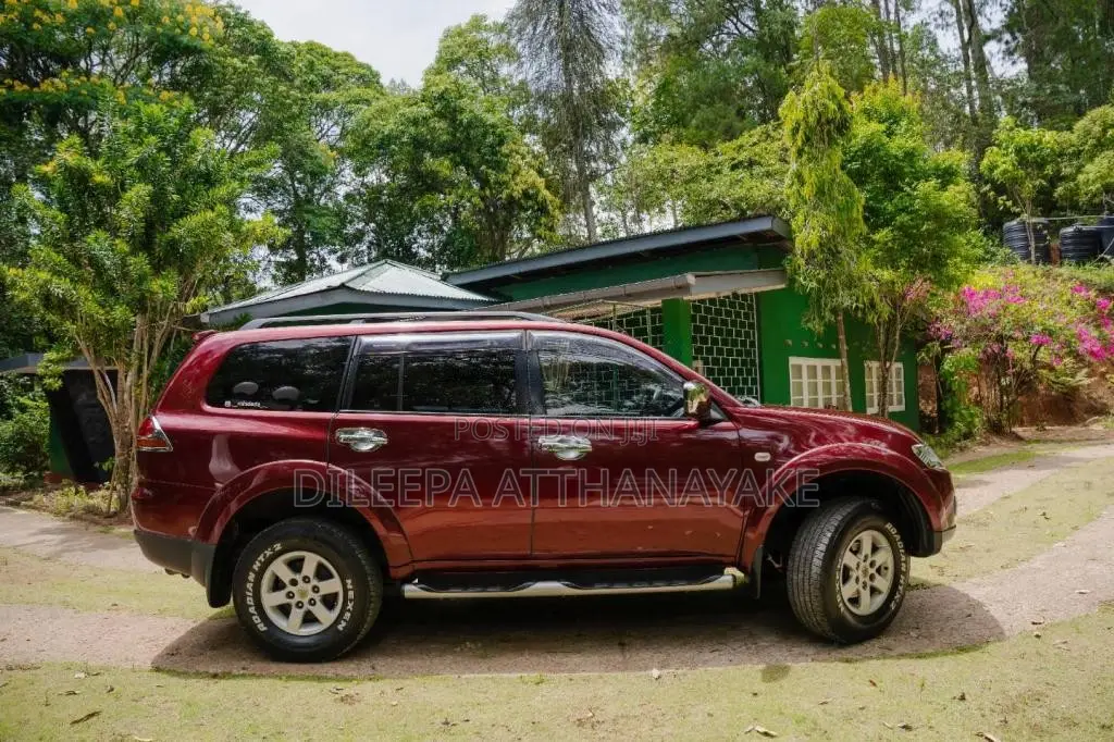 Mitsubishi Montero Sport 2012 SUV (Used)