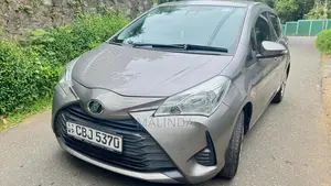 Toyota Vitz Safety 2017 Car (Used)