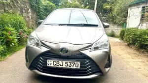 Toyota Vitz Safety 2017 Car (Used)
