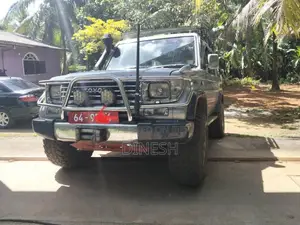 Toyota Land Cruiser 1992 SUV (Used)