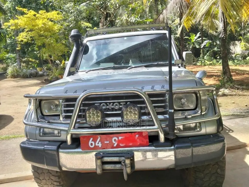 Toyota Land Cruiser 1992 SUV (Used)
