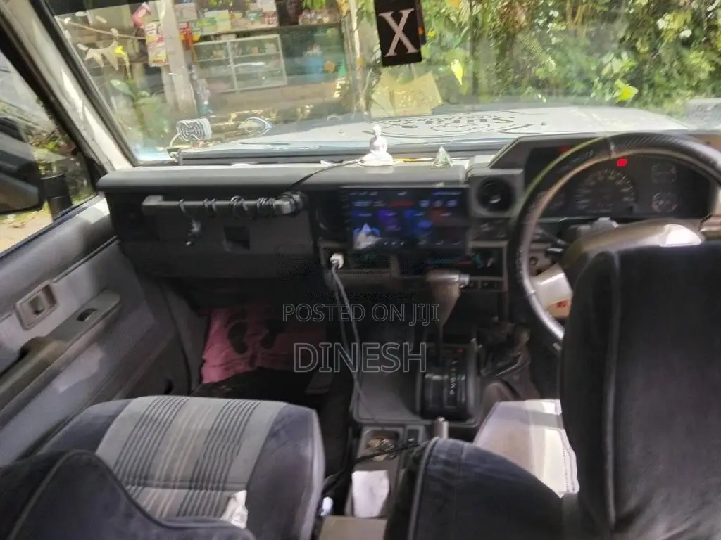 Toyota Land Cruiser 1992 SUV (Used)