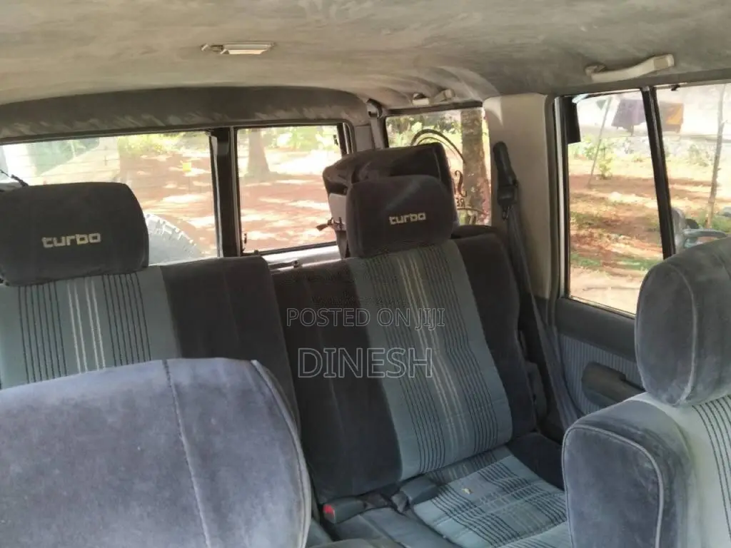 Toyota Land Cruiser 1992 SUV (Used)