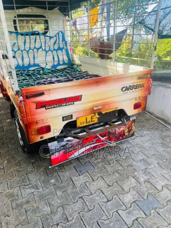 Tata Dimo Batta 2007 Lorry (Used)