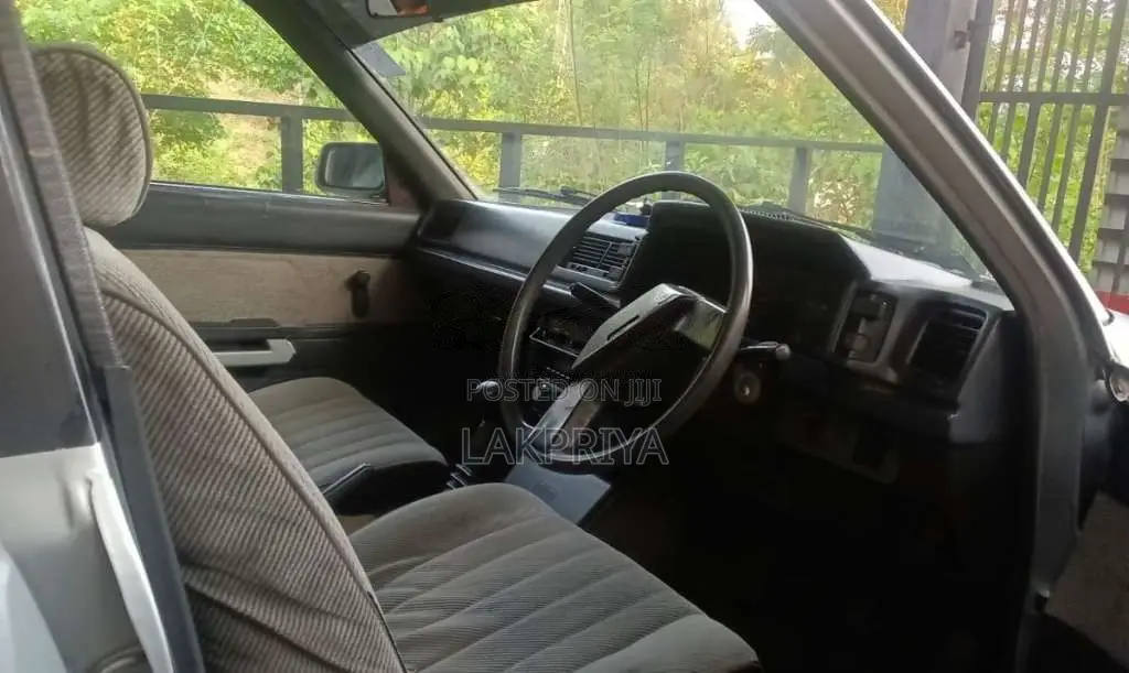 Toyota Corona 1985 Car (Used)