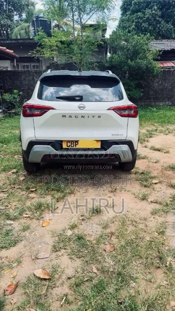 Nissan Magnite Acenta 2025 SUV (Used)