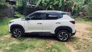 Nissan Magnite Acenta 2025 SUV (Used)