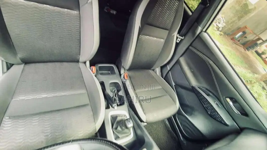 Nissan Magnite Acenta 2025 SUV (Used)