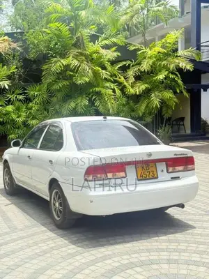 Nissan FB15 2002 Car (Used)