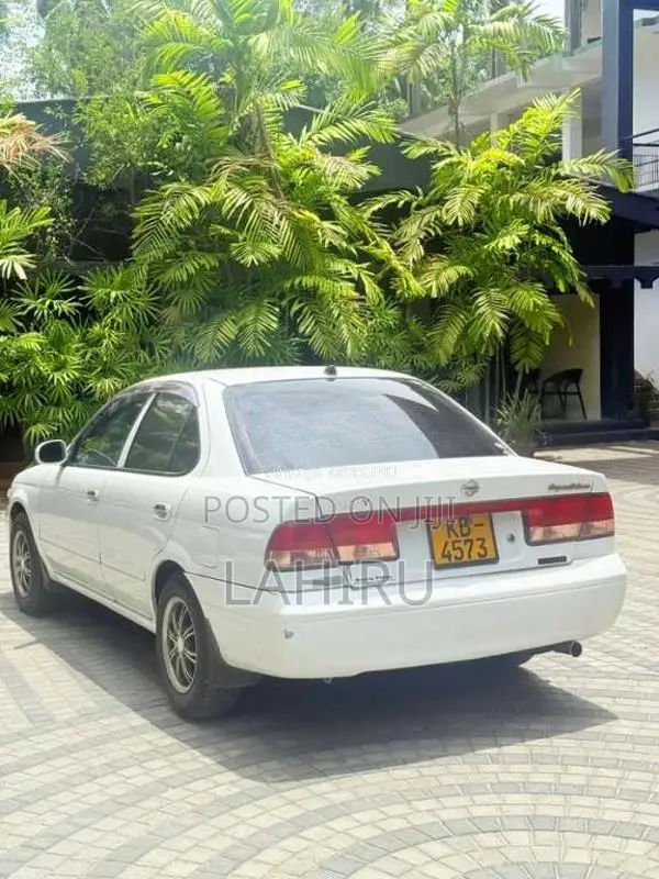 Nissan FB15 2002 Car (Used)