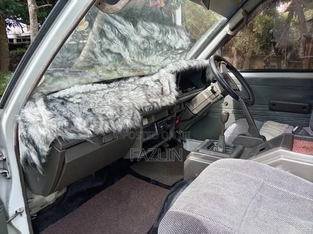 Toyota Vanette 1986 Van (Used)