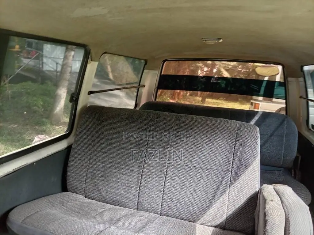 Nissan Vanette 1986 Van (Used)