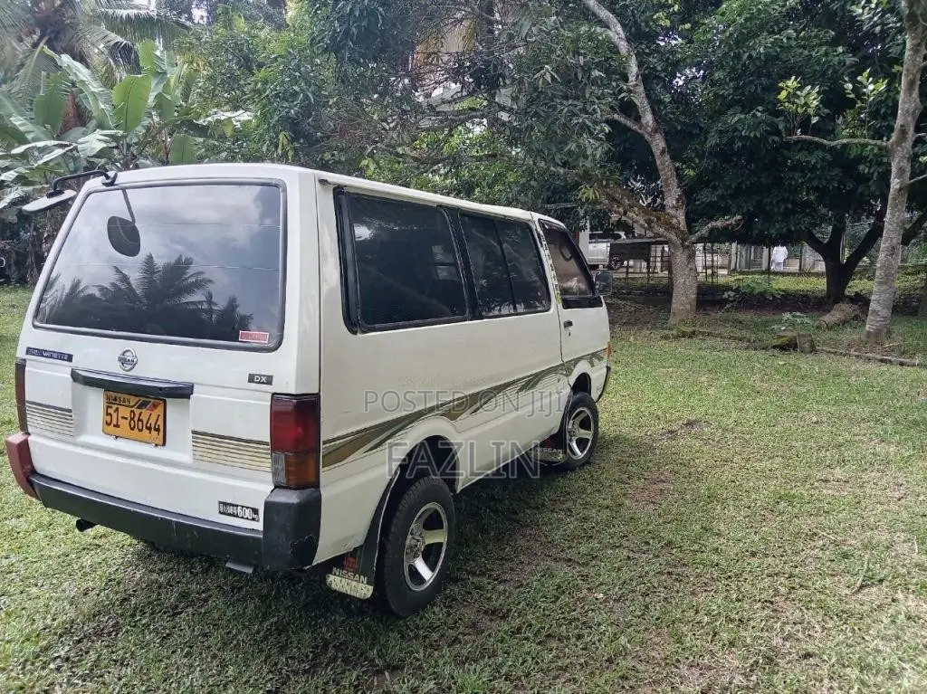Nissan Vanette 1986 Van (Used)