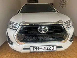 Toyota Hilux V Grade 2025 Pickup (Used)
