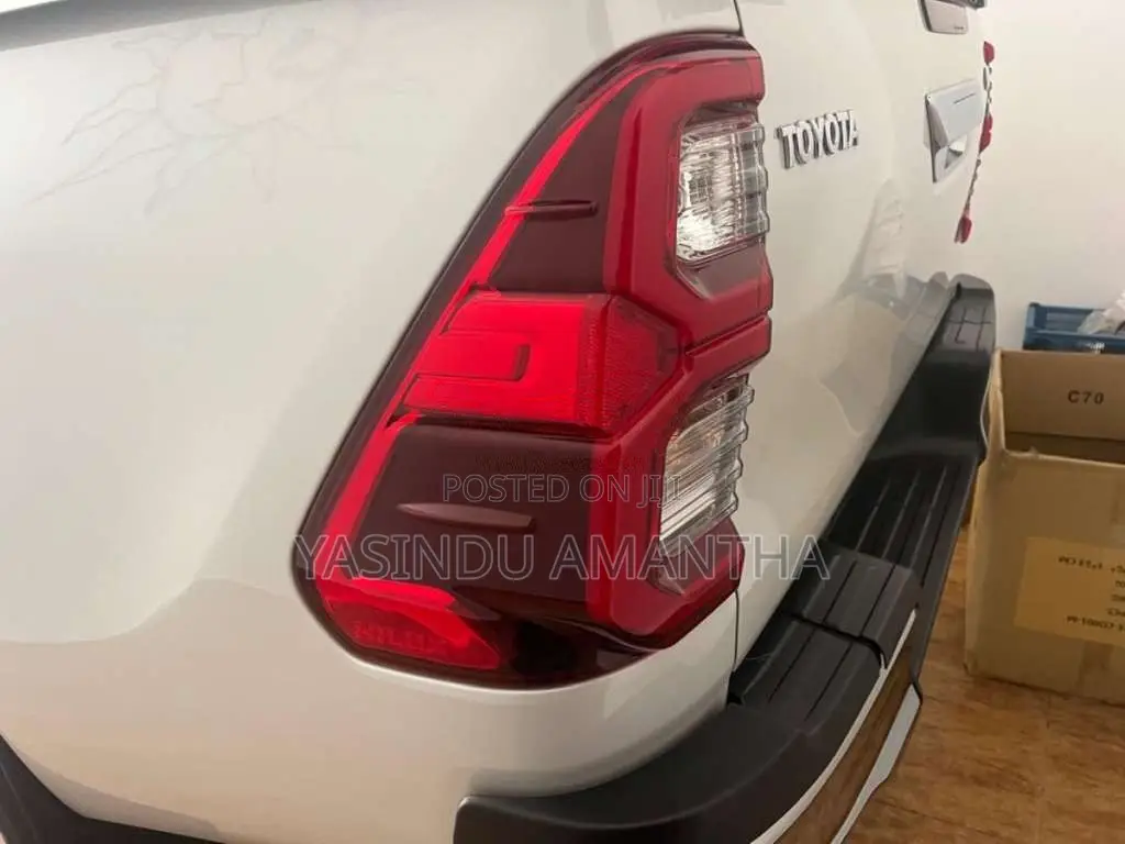 Toyota Hilux V Grade 2025 Pickup (Used)