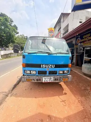 Isuzu Tipper 1980 Lorry (Used)