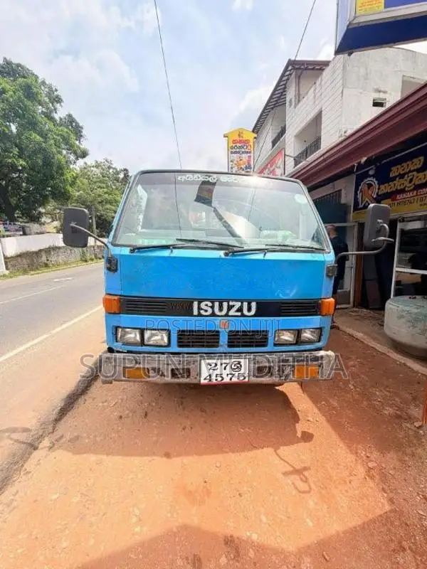 Isuzu Tipper 1980 Lorry (Used)