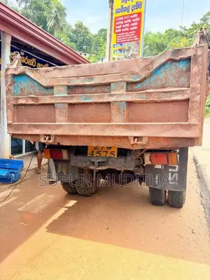 Isuzu Tipper 1980 Lorry (Used)