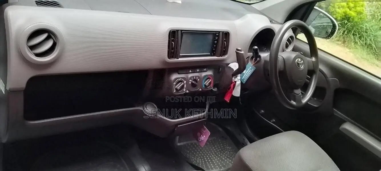 Toyota Passo 2014 Car (Used)