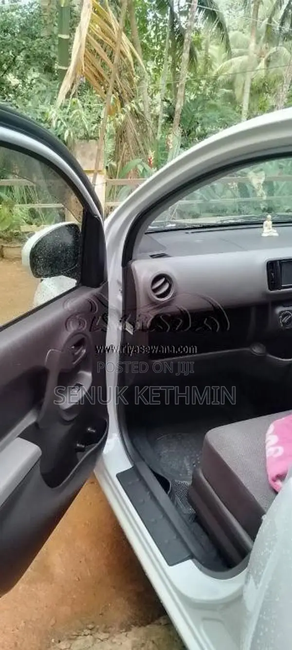 Toyota Passo 2014 Car (Used)