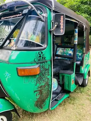 Bajaj 2 Stroke 2006 Three Wheel (Used)