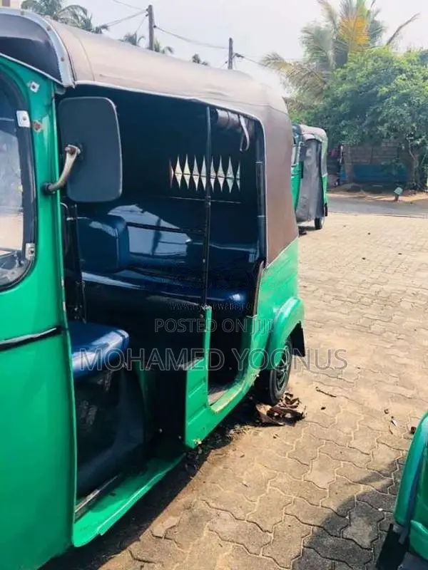 Bajaj 2 Stroke 1998 Three Wheel (Used)